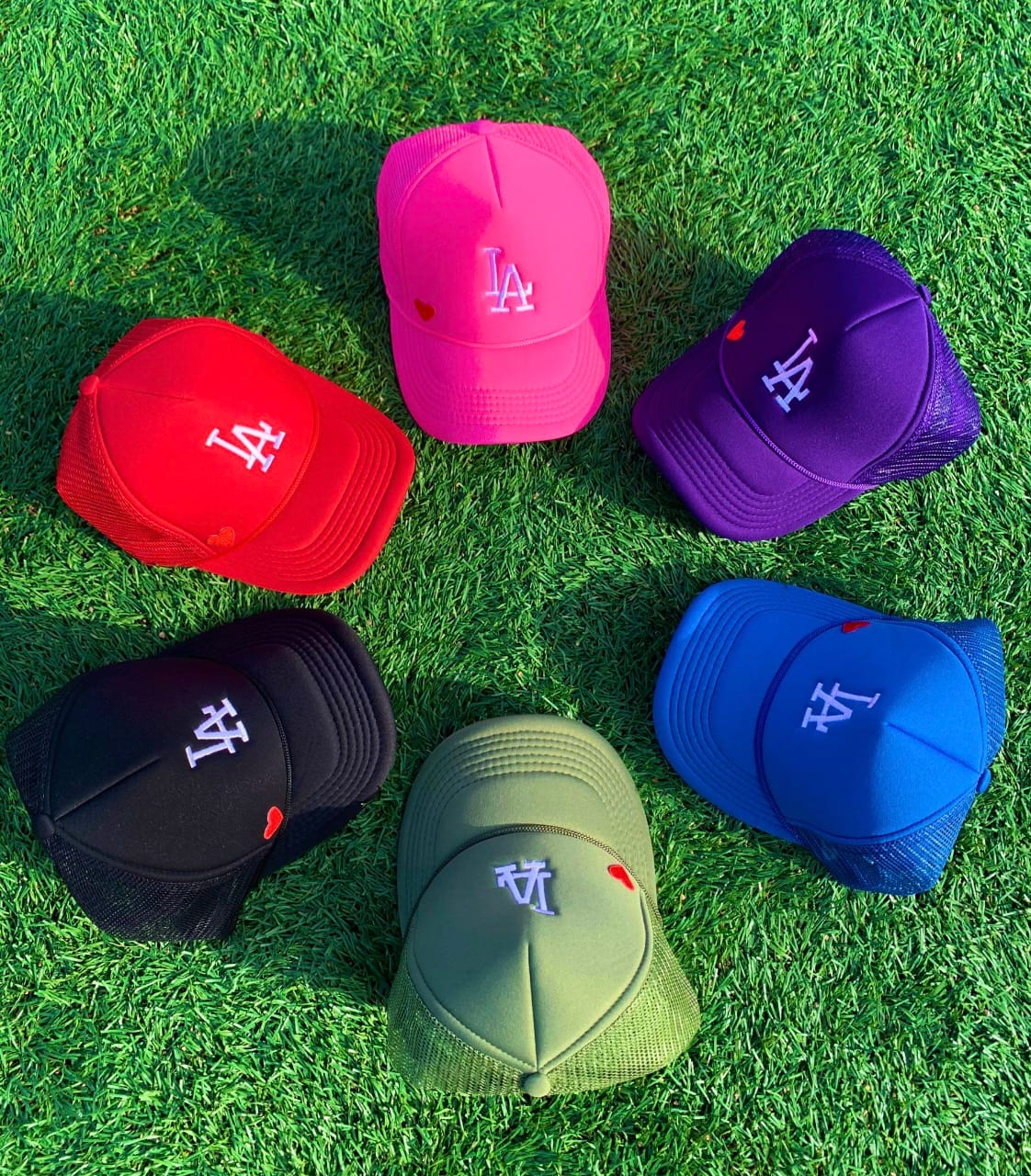 Caps (10)