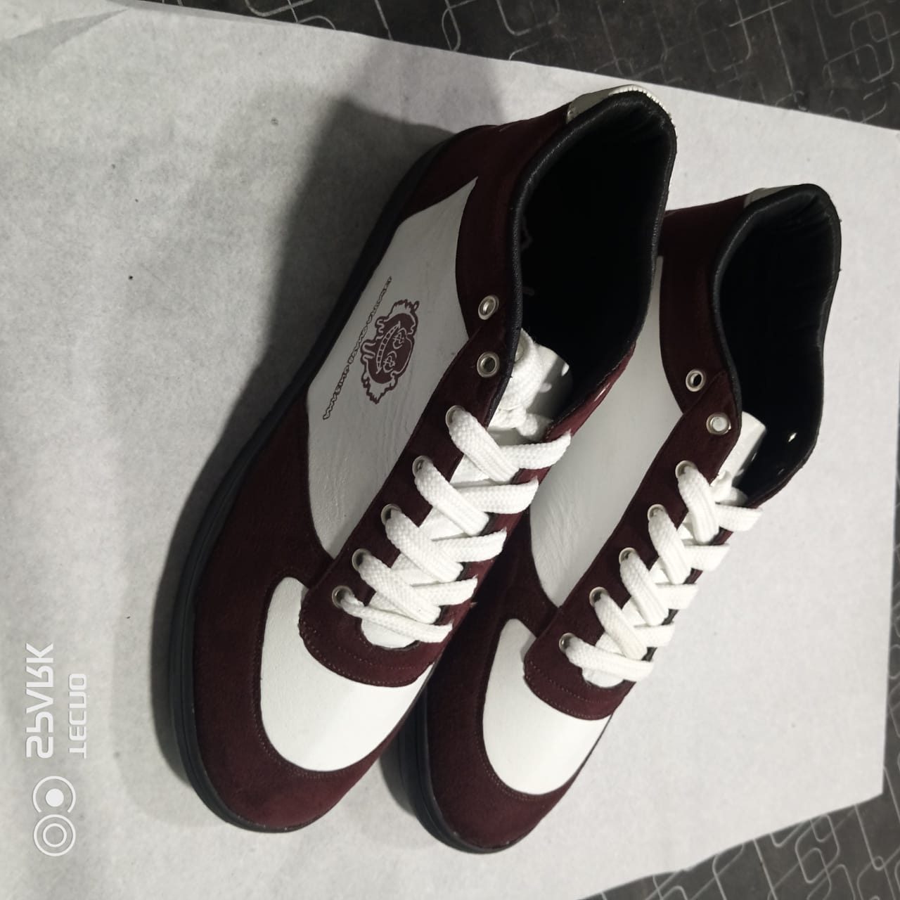 Seaker Shoes (1)